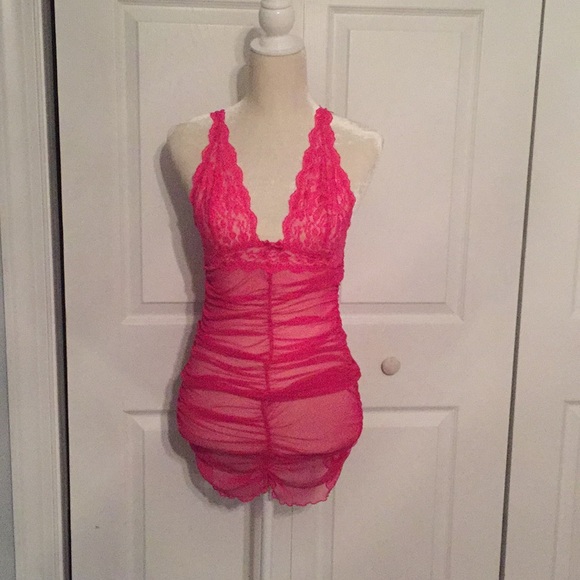 Other - NWOT Pink rouched Onesie with Lace